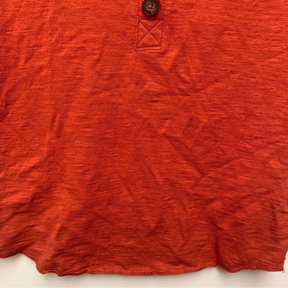 Madewell Raw-Edge Henley Tee Shirt - Picture 10 of 11